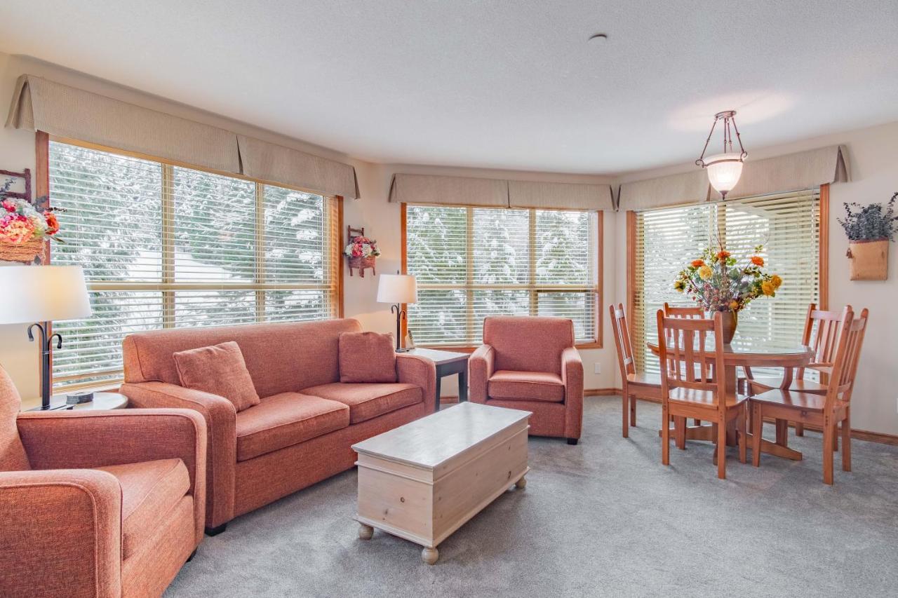 The Best Ski In Ski Out Two Bedroom Condo At Aspens Whistler Exterior foto
